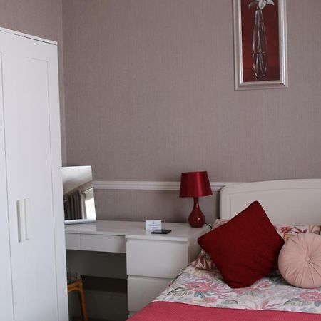 Spring Garden Guest House ゴスポート エクステリア 写真